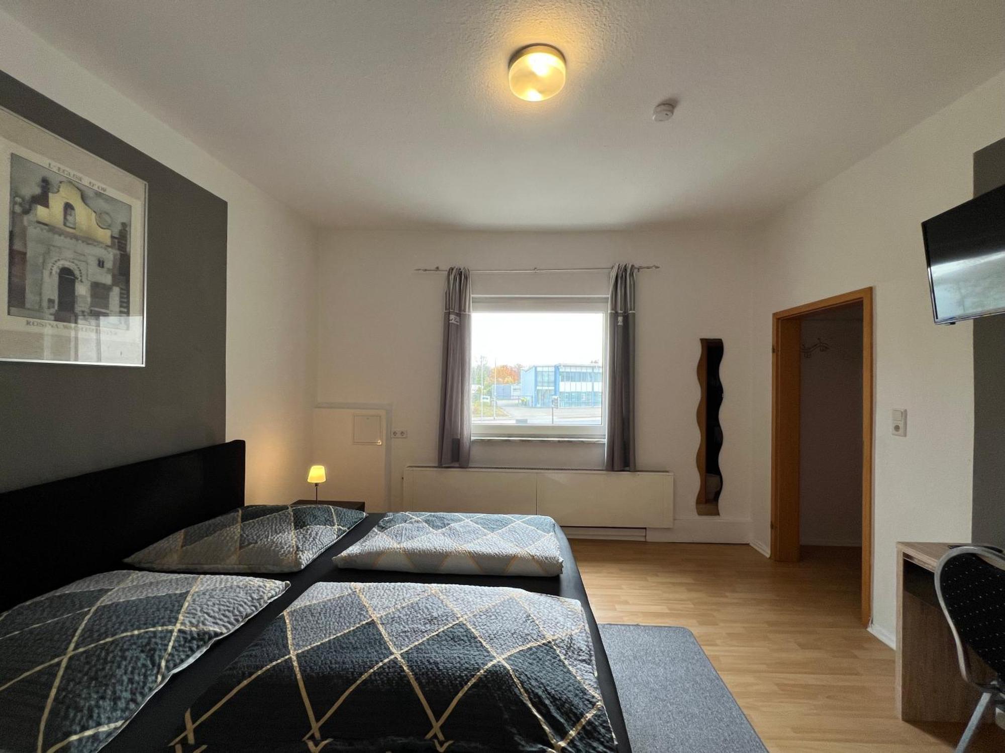 בראונשווייג Hotel Am Hafen מראה חיצוני תמונה